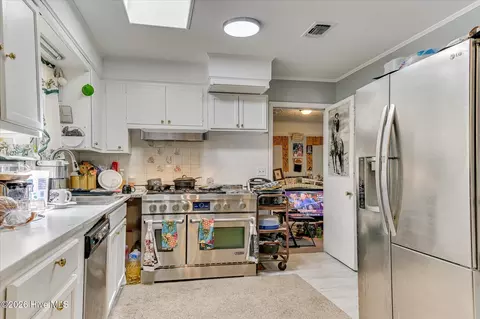 Kitchen - 3127 Truxton Rd, Augusta, GA 30906 photo 2 of 3