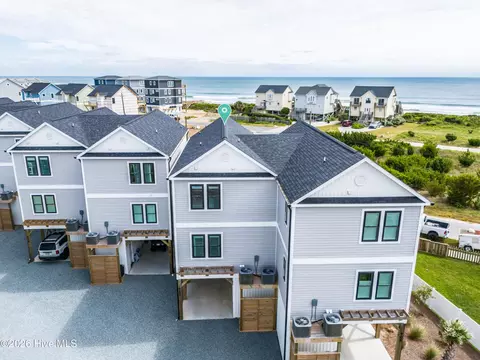 711 N Topsail Dr, Surf City, NC 28445