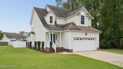 3916 Edgestone Ct, Winterville, NC 28590