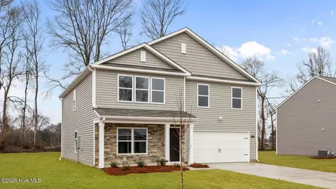 119 Claude St, La Grange, NC 28551