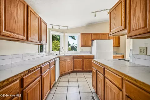 Kitchen - 146 Ryder Cup Blvd, Pinebluff, NC 28373 photo 1 of 4