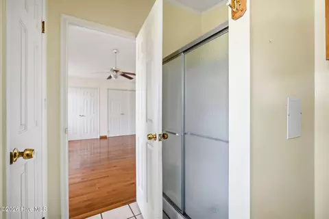 Bath - 146 Ryder Cup Blvd, Pinebluff, NC 28373 photo 2 of 3