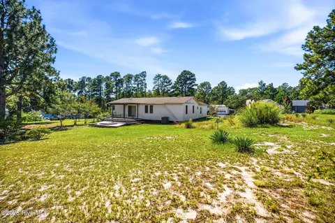 Exterior - 146 Ryder Cup Blvd, Pinebluff, NC 28373 photo 4 of 5