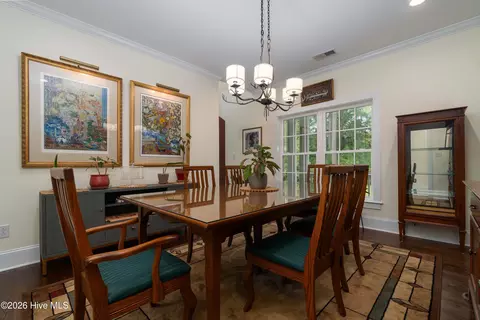 Dining - 174 Marsh Run, Oriental, NC 28571 photo 2 of 3