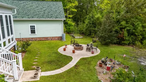 Exterior - 174 Marsh Run, Oriental, NC 28571 photo 11 of 15