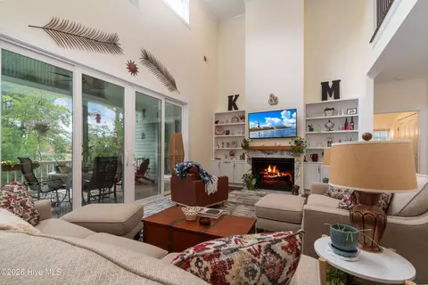 Living - 174 Marsh Run, Oriental, NC 28571 photo 1 of 1