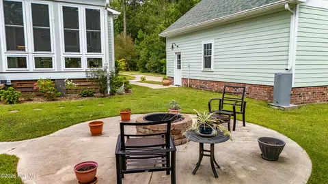 Exterior - 174 Marsh Run, Oriental, NC 28571 photo 14 of 15