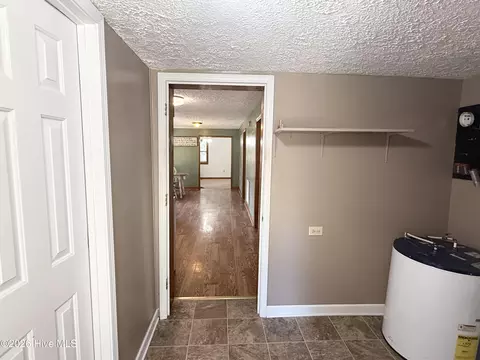 Entry Way - 679 Mill Rd, Hamlet, NC 28345 photo 2 of 2