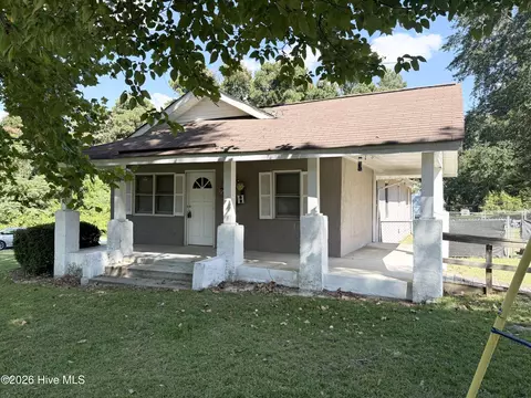 Exterior - 679 Mill Rd, Hamlet, NC 28345 photo 5 of 5