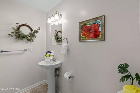 Bath - 3424 Heather Dr, Augusta, GA 30909 photo 5 of 11