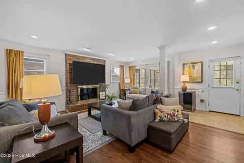 Living - 3424 Heather Dr, Augusta, GA 30909 photo 1 of 2