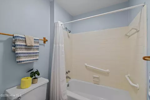 Bath - 3424 Heather Dr, Augusta, GA 30909 photo 11 of 11