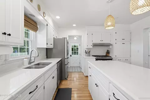 Kitchen - 3131 Ramsgate Rd, Augusta, GA 30909 photo 2 of 4