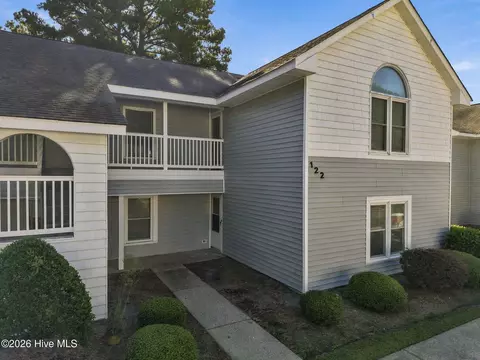 122 W Victoria Ct #C, Greenville, NC 27834