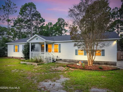 2311 E Boiling Spring Rd, Southport, NC 28461