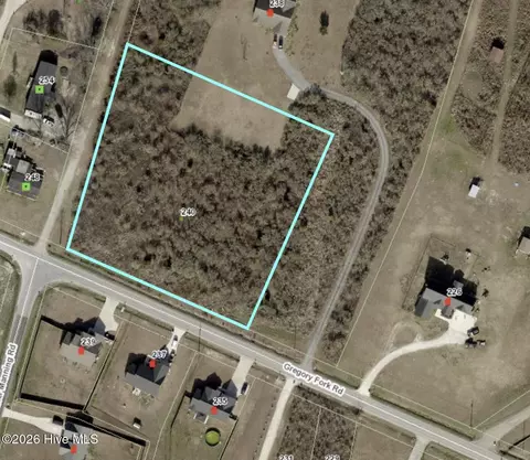 240 Gregory Fork Rd, Richlands, NC 28574