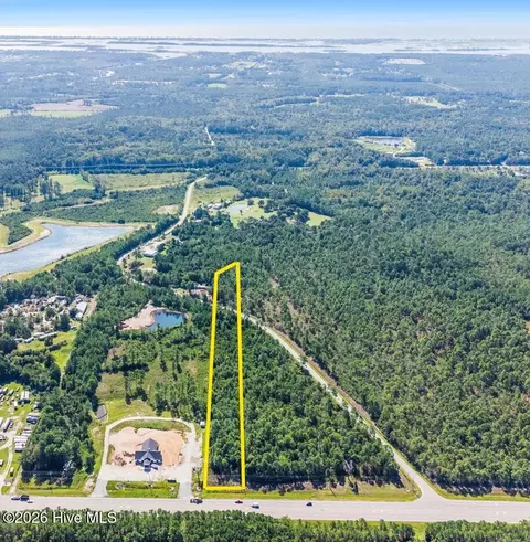 3 23ac Wilmington Hwy N, Holly Ridge, NC 28445