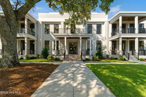 805 Mulberry St UNIT 108, Beaufort, NC 28516