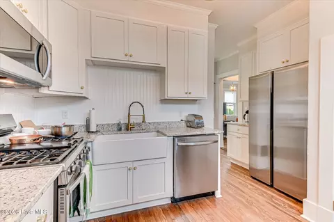 Kitchen - 2002 Bransford Ave, Augusta, GA 30904 photo 1 of 4