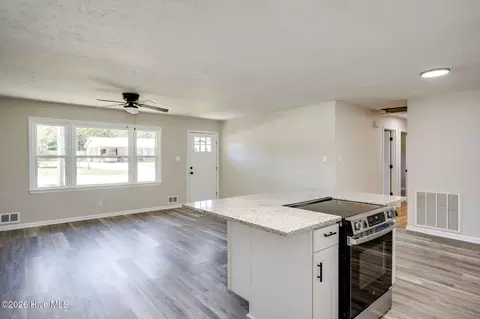 Living - 3214 Rushing Rd, Augusta, GA 30906 photo 9 of 9