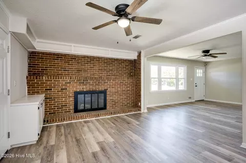 Living - 3214 Rushing Rd, Augusta, GA 30906 photo 7 of 9