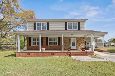 301 Dewitt St, Jacksonville, NC 28540