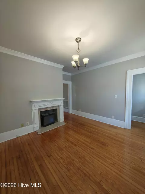 Living - 406-408 E 2nd St, Washington, NC 27889 photo 1 of 4