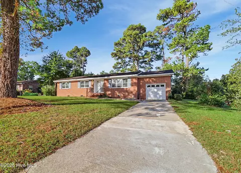 1013 Glenlea Dr, Wilmington, NC 28405