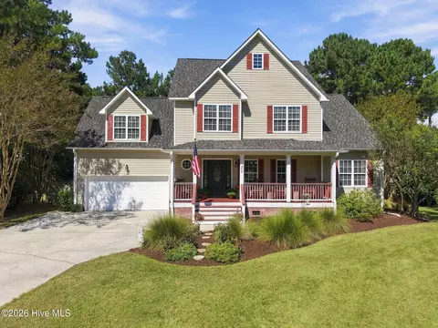 306 Osprey Point Dr, Sneads Ferry, NC 28460