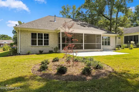Exterior - 212 E Winding Way, Wallace, NC 28466 photo 3 of 6