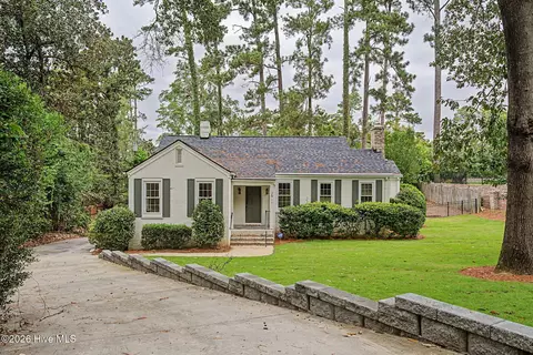 Exterior - 2911 Lombardy Ct, Augusta, GA 30909 photo 1 of 9