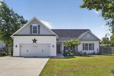 217 Bronze Dr, Rocky Point, NC 28457