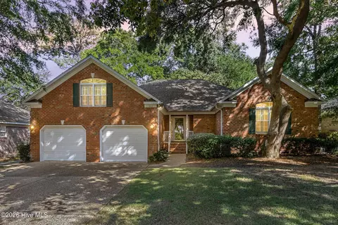 705 Sea Castle Ct, Wilmington, NC 28412