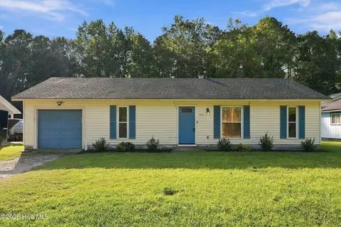 368 Union Chapel Church Rd, Richlands, NC 28574