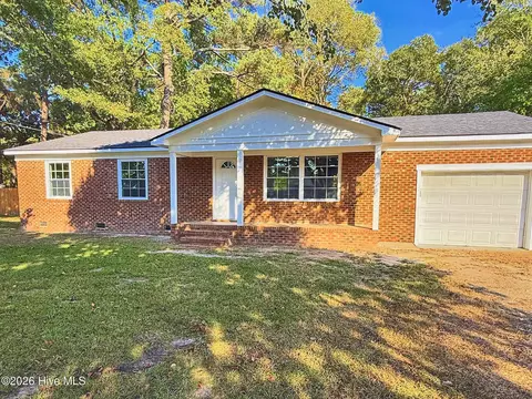 1521 Greenacres Rd, Snow Hill, NC 28580