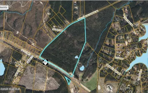 3319 N Nc 211 Hwy, Seven Lakes, NC 27376