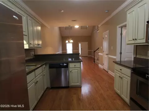 Entry Way - 307 Buxton Ln, Evans, GA 30809 photo 1 of 2