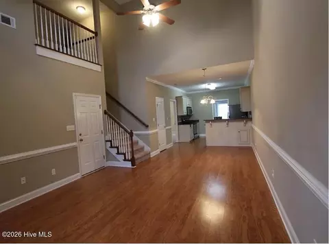 Living - 307 Buxton Ln, Evans, GA 30809 photo 2 of 4