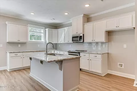 Kitchen - 735 Spotswood Dr, Evans, GA 30809 photo 1 of 6