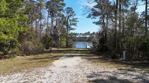 151 Garbacon Dr, Beaufort, NC 28516 photo 26