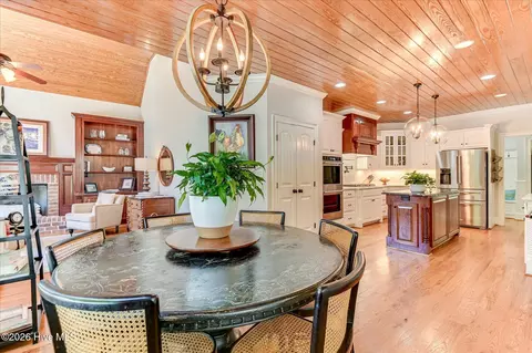Dining - 705 Bishops Cir, Evans, GA 30809 photo 3 of 5