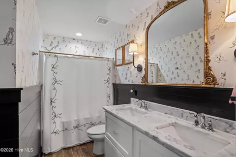 Bath - 522 River Oaks Ln, Evans, GA 30809 photo 5 of 7