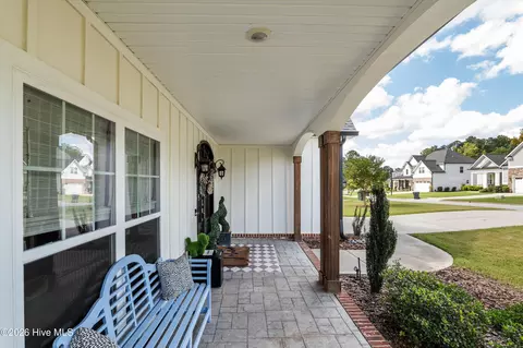 Exterior - 522 River Oaks Ln, Evans, GA 30809 photo 5 of 17