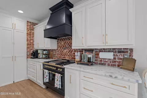 Kitchen - 522 River Oaks Ln, Evans, GA 30809 photo 5 of 9