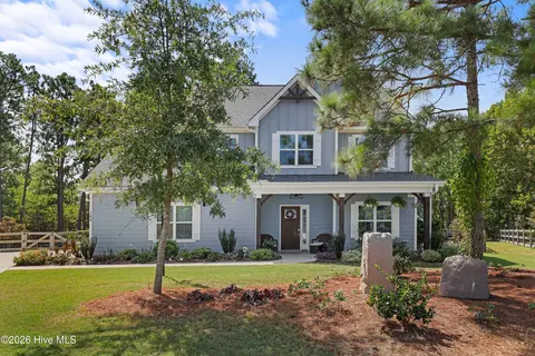 704 Fleming Ct, Carthage, NC 28327