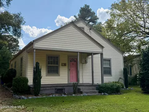 401 Cale St, Windsor, NC 27983
