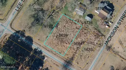 204 S Main St, Speed, NC 27881