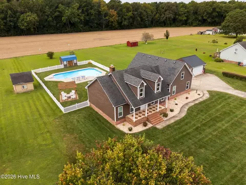 326 Mcpherson Rd, South Mills, NC 27976