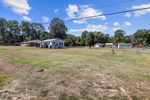 Exterior - 105 Nancy Dr, Dudley, NC 28333 photo 1 of 7