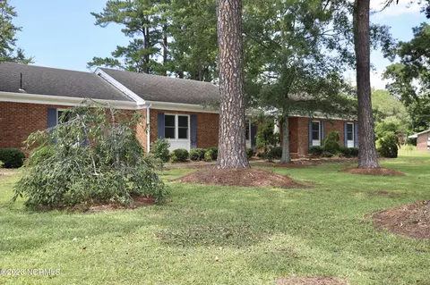 266 W Frink St, Whiteville, NC 28472